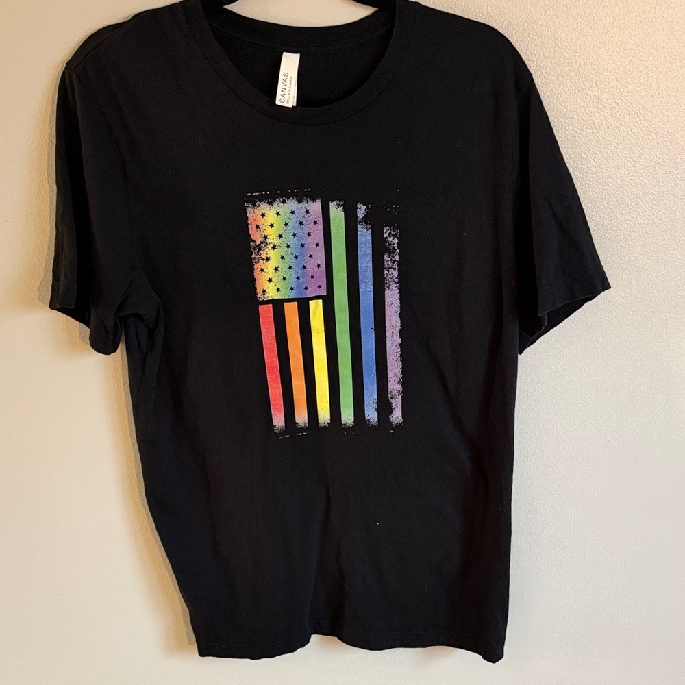 Size L Super Soft Black Shirt with Rainbow Flag Design Unisex